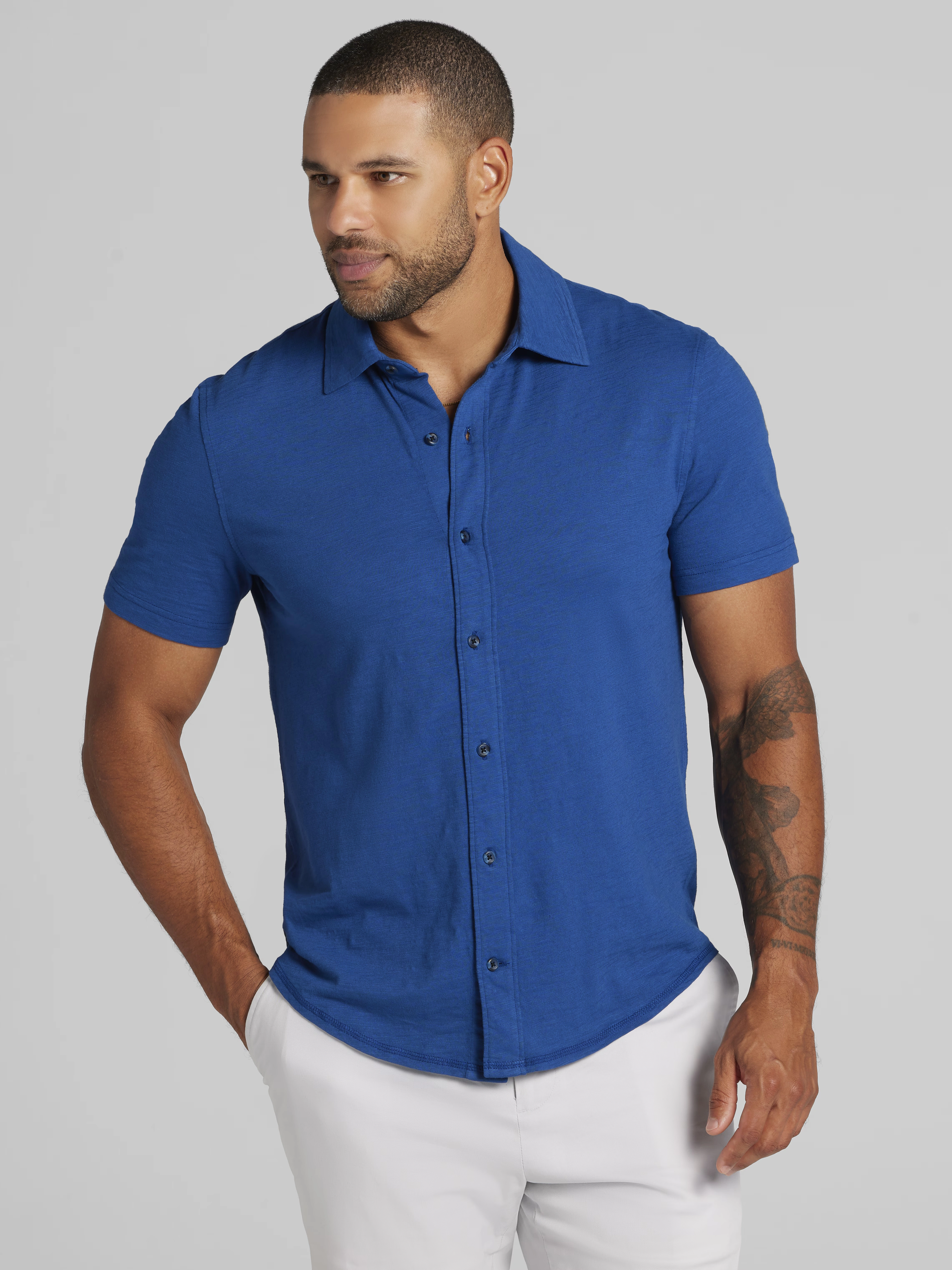 Modern Fit Short Sleeve Knit Button Up Shirt