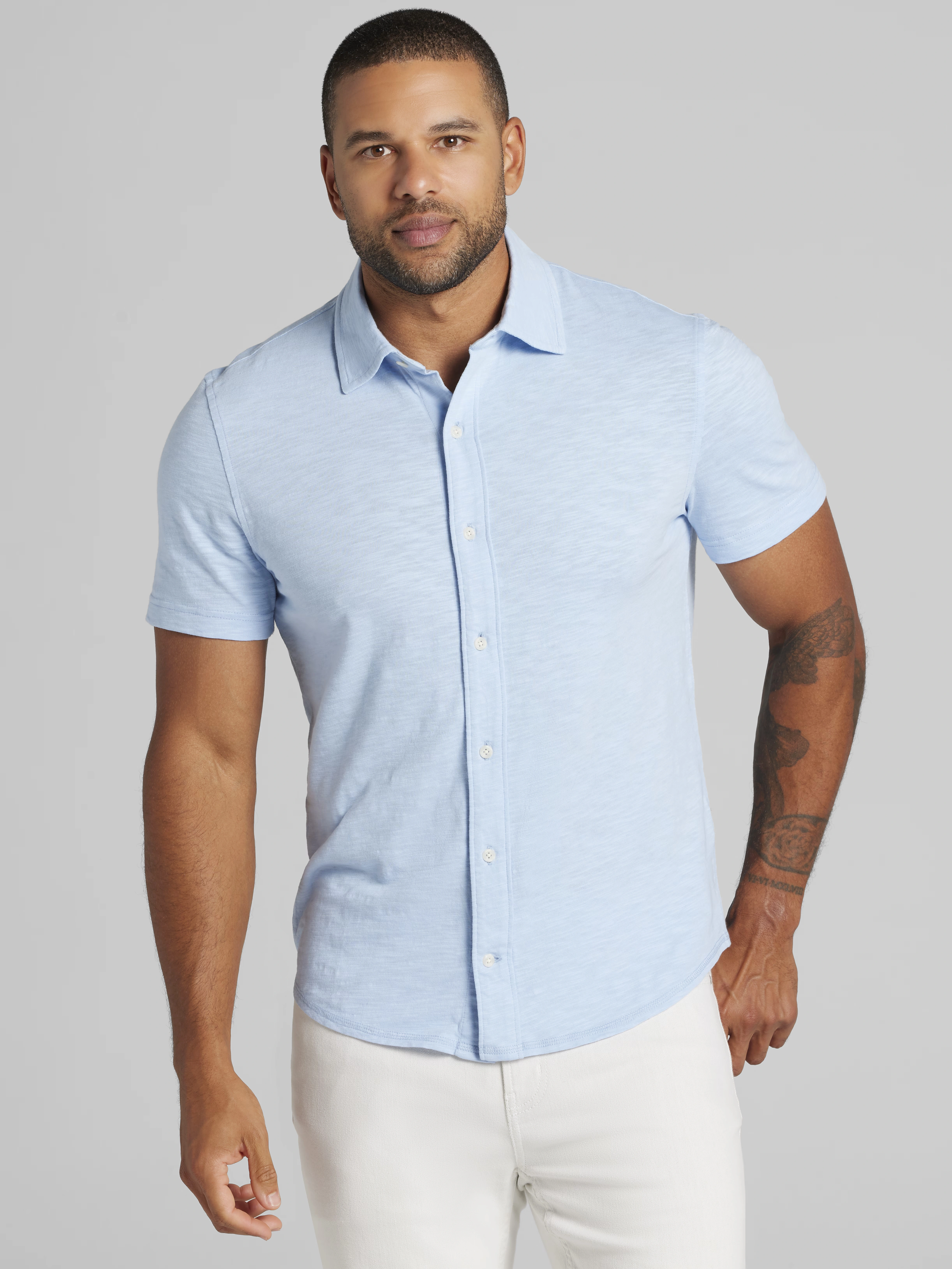 Modern Fit Short Sleeve Knit Button Up Shirt